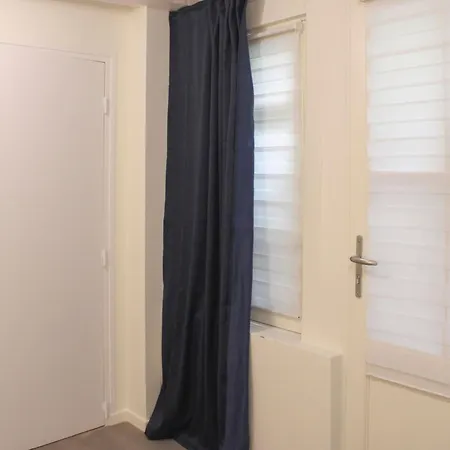 Small New In The Heart Of The 2nd Apartment *