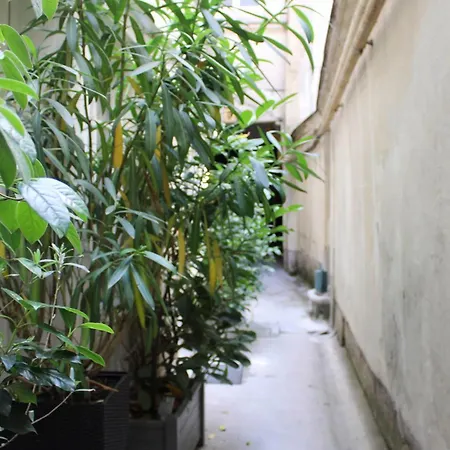 Appartamento Small New In The Heart Of The 2nd