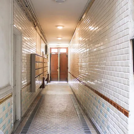 Appartamento Small New In The Heart Of The 2nd *